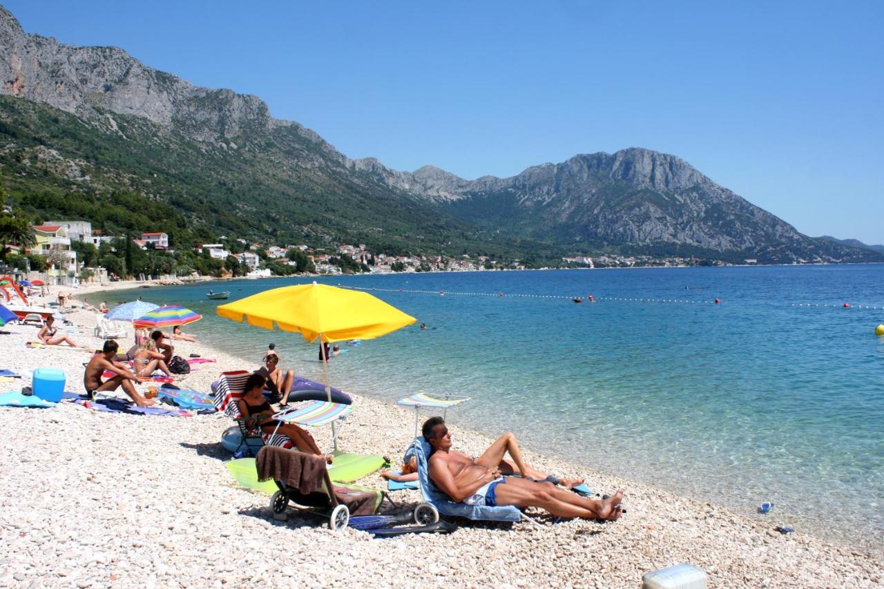 Apartments By The Sea Brist, Makarska - 11078 المظهر الخارجي الصورة