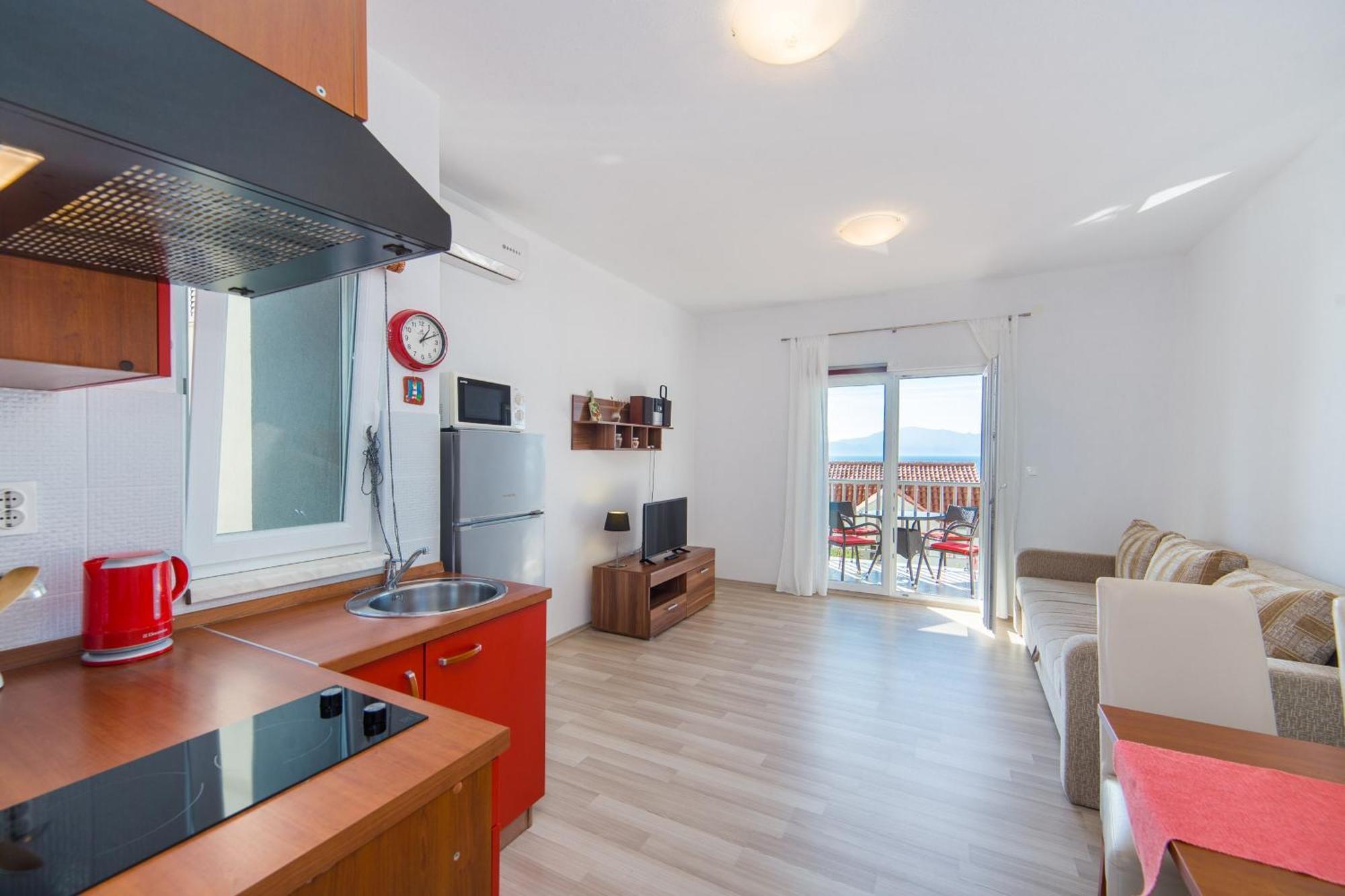 Apartments By The Sea Brist, Makarska - 11078 الغرفة الصورة